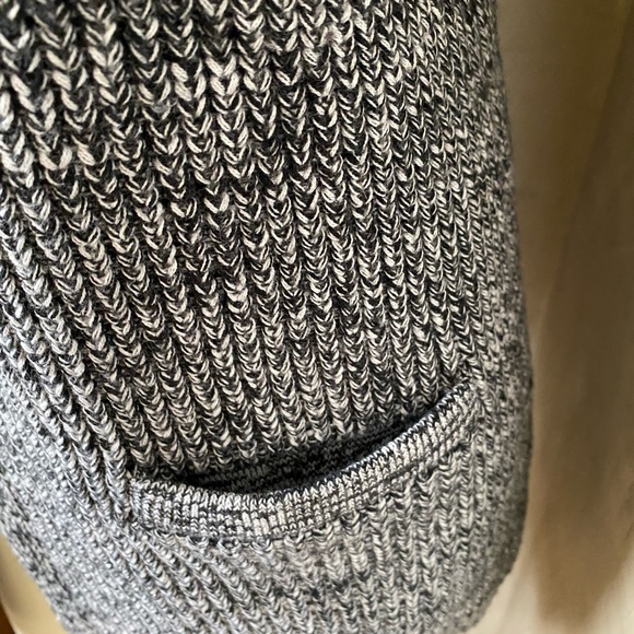 Banana Republic Gray Sleeveless Sweater Vest Cardigan Sz S - Picture 8 of 9